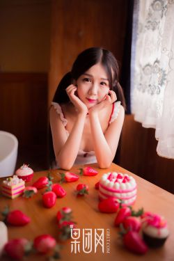 戴珍珠耳环的少女